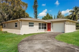 Building Photo - 7311 Louise Dr