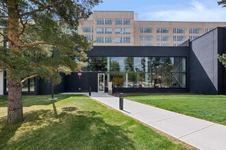 2 bed townhomes for rent - Inglewood Lofts