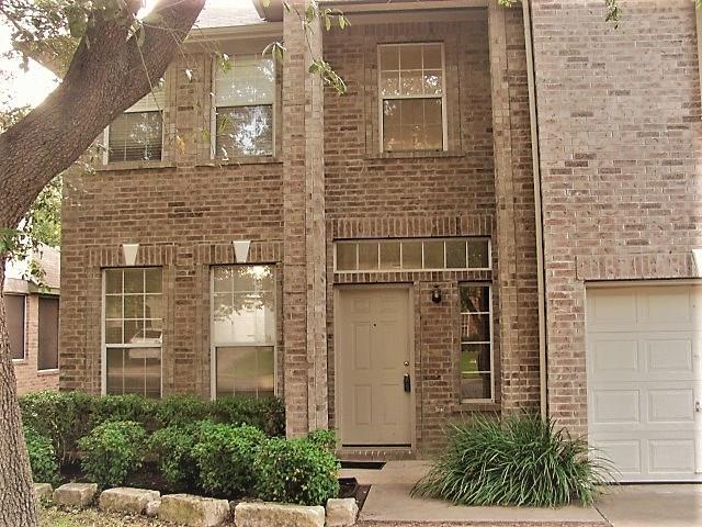 Foto del edificio - 8308 Broken Branch Dr