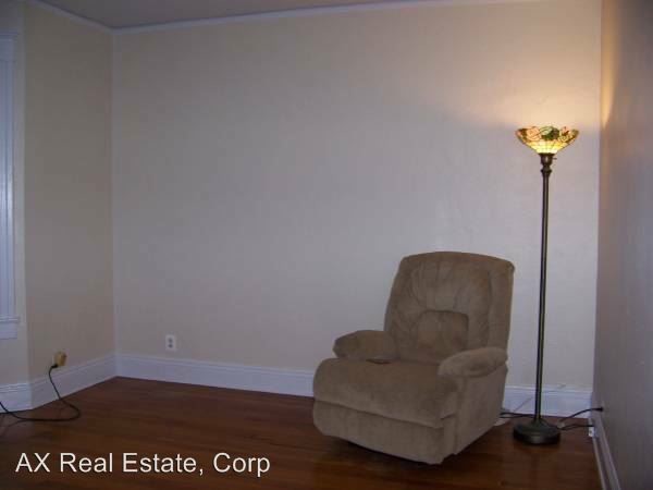 Foto del edificio - 2 br, 1 bath Apartment - 74 Lake Ave