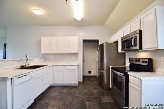 Building Photo - 7111 Heathers Pl