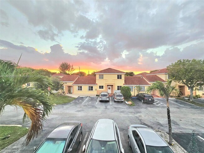 Foto del edificio - 3 br, 2.5 bath House - 336 NW 114th Ave # ...