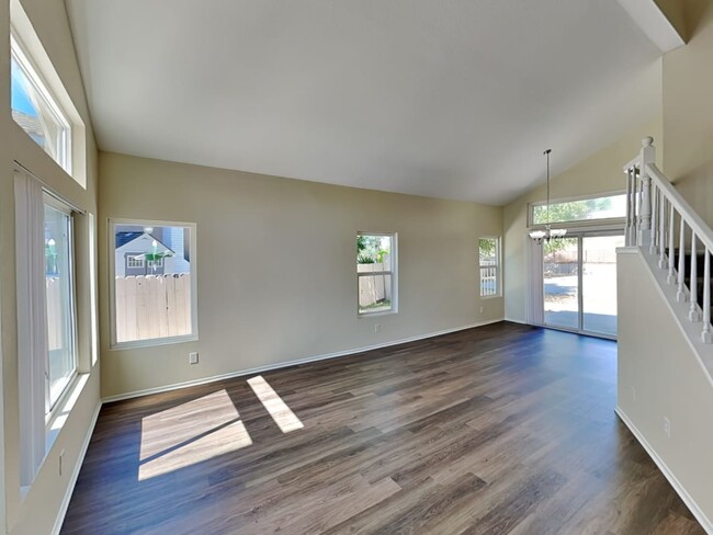 Building Photo - 24848 Alicia Way