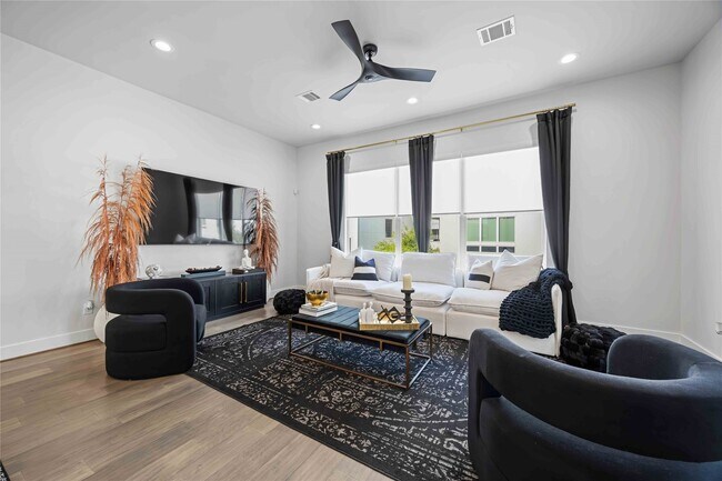 Foto del edificio - 3018 Markle Dr