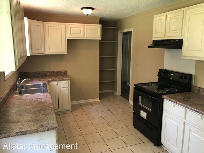Foto del edificio - 3 br, 1 bath House - 170 Shadow Lane