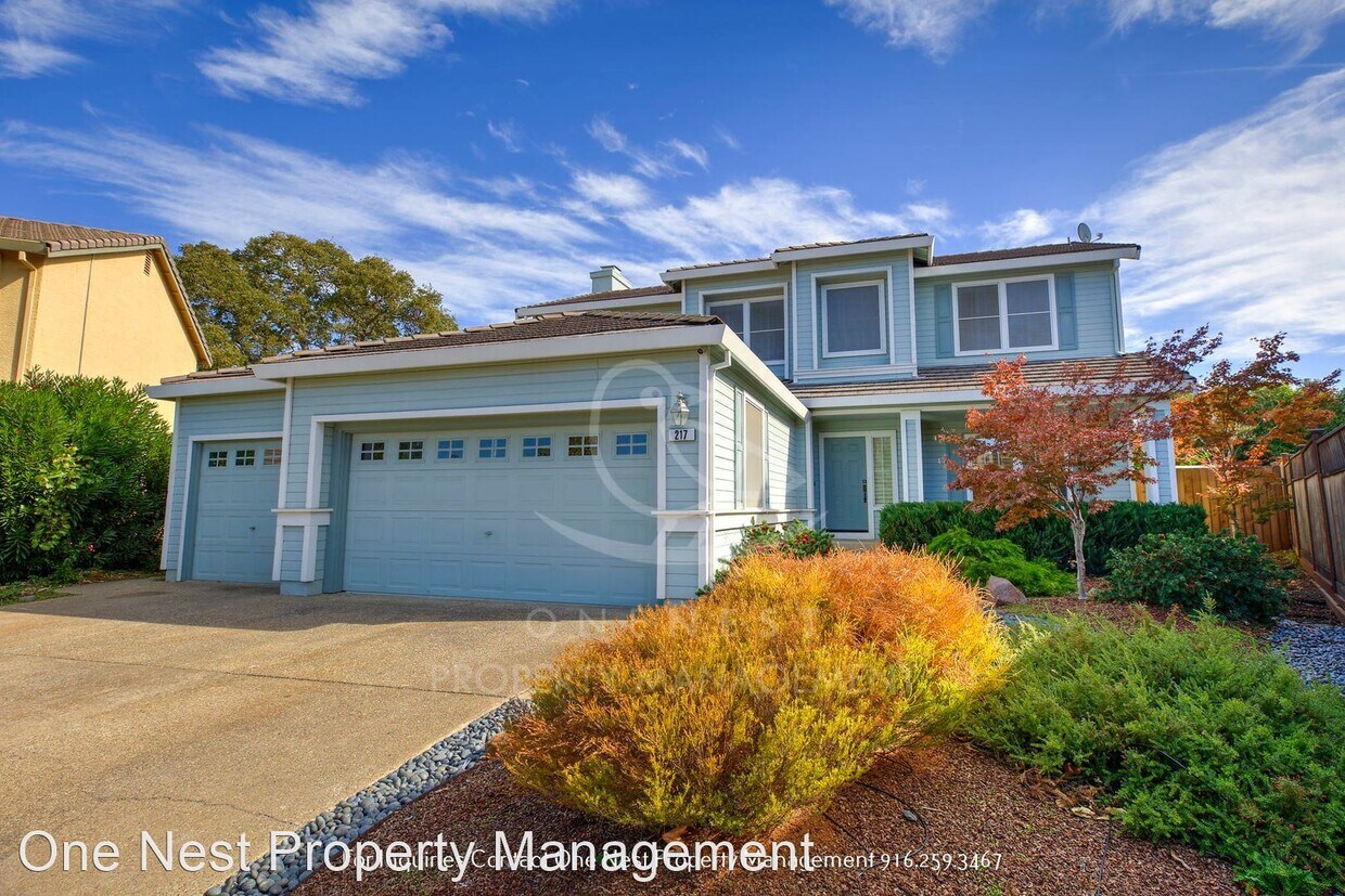 Primary Photo - 5 br, 3 bath House - 217 Chatswood Ct