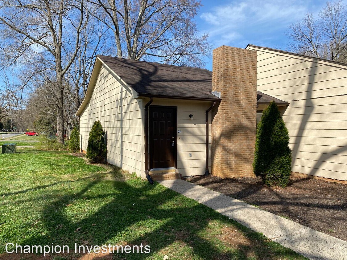 Foto principal - 2 br, 1 bath House - 846 Warren St. c 7 C-7