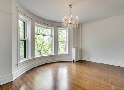 Building Photo - 1355 E 57th St
