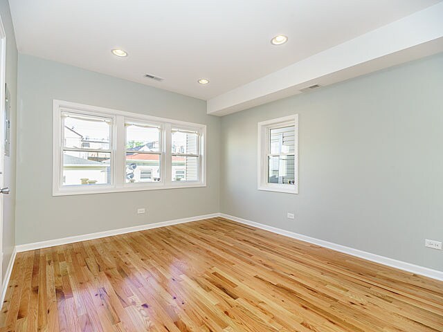 Foto del edificio - 1914 W 21st Pl