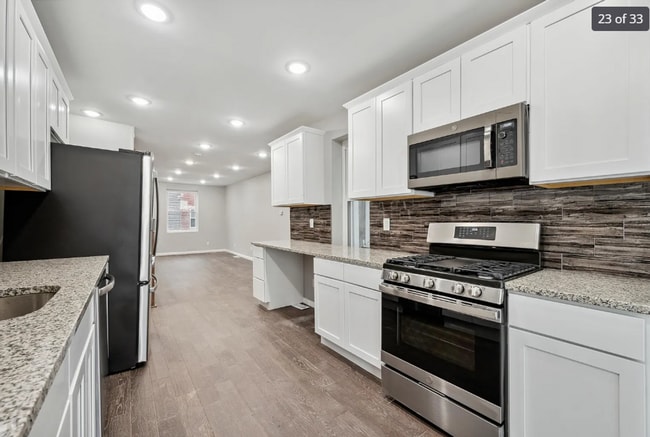 Building Photo - Point Breeze New Luxury Home, Amazing! (op...