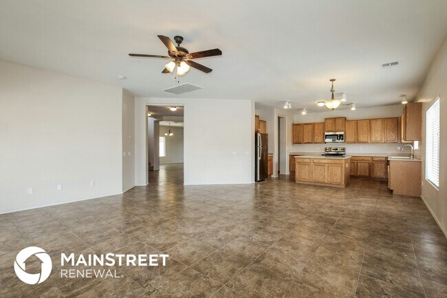 Foto del edificio - 14765 N 141st Ln