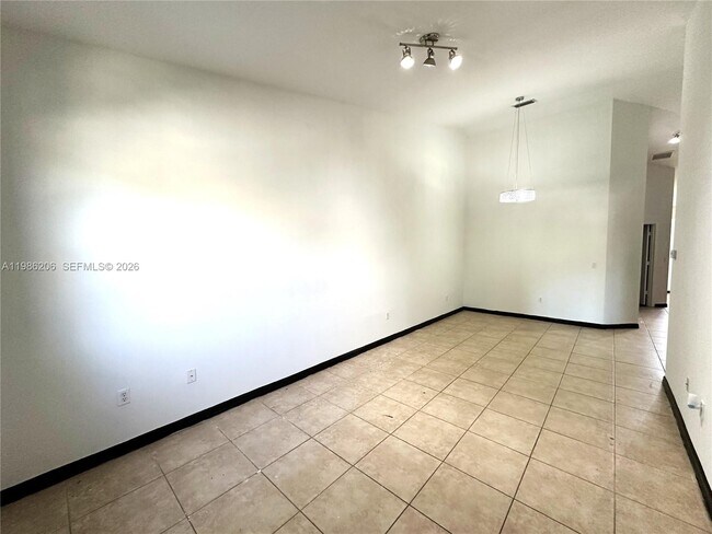 Foto del edificio - 3550 NE 5th St
