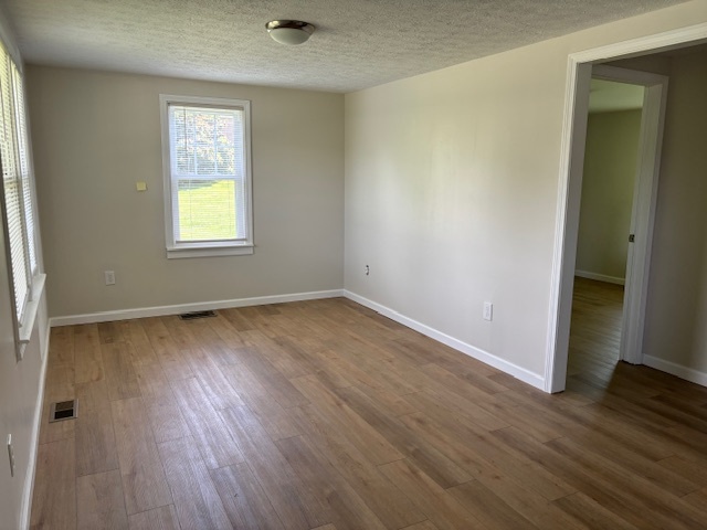 Living Room - 6504 Annie Akers Rd