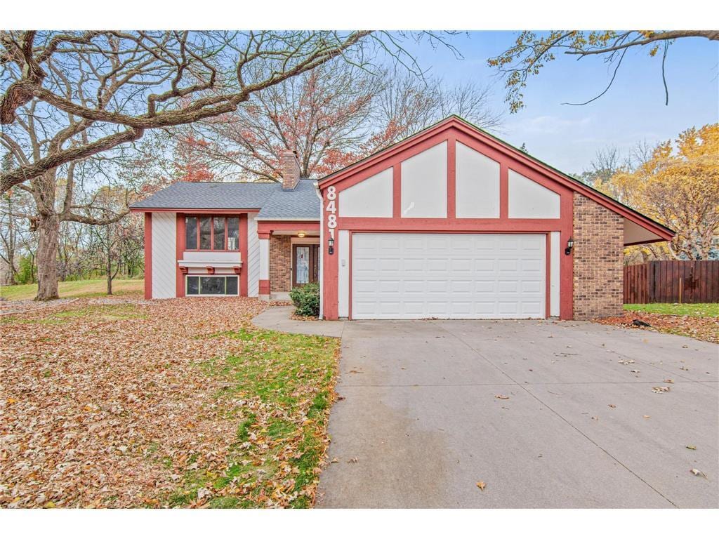 Primary Photo - 8481 142nd St Ct