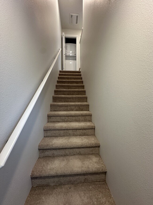 Building Photo - New 2-Bedroom Townhome with Private Back Yard