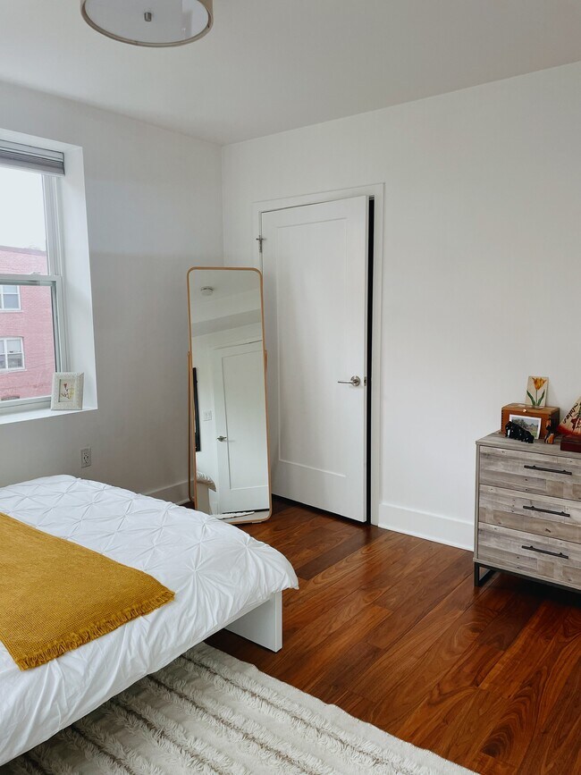 Foto del edificio - 2331 15th St NW