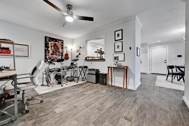 Foto del edificio - 11133 Pinehurst Dr