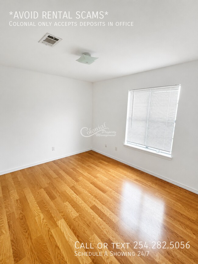 Foto del edificio - 3414 Cantabrian Dr