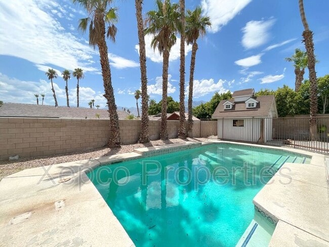 Building Photo - 68385 Encinitas Rd