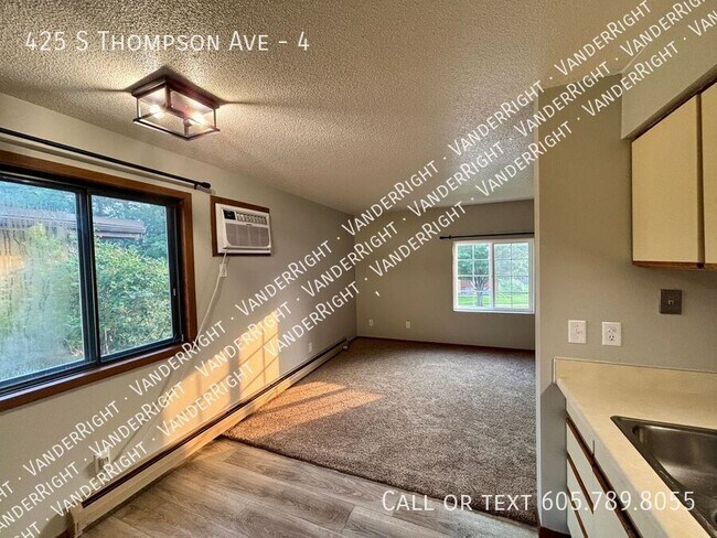 Foto del edificio - 425 S Thompson Ave