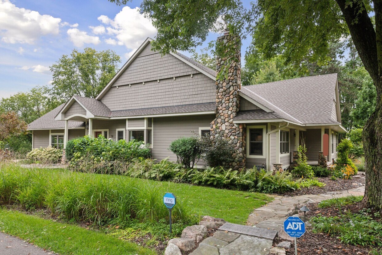 Foto principal - 500 Orono Orchards Rd S