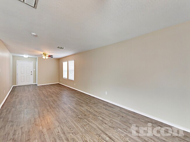 Building Photo - 9926 Amber Breeze