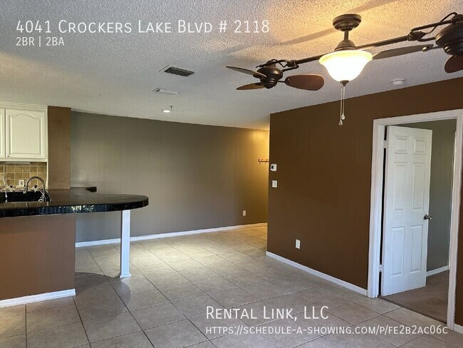 Foto del edificio - 4041 Crockers Lake Blvd