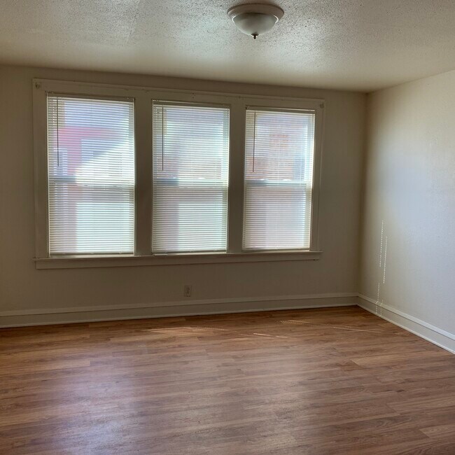 Foto del edificio - 10511 S Eggleston Ave