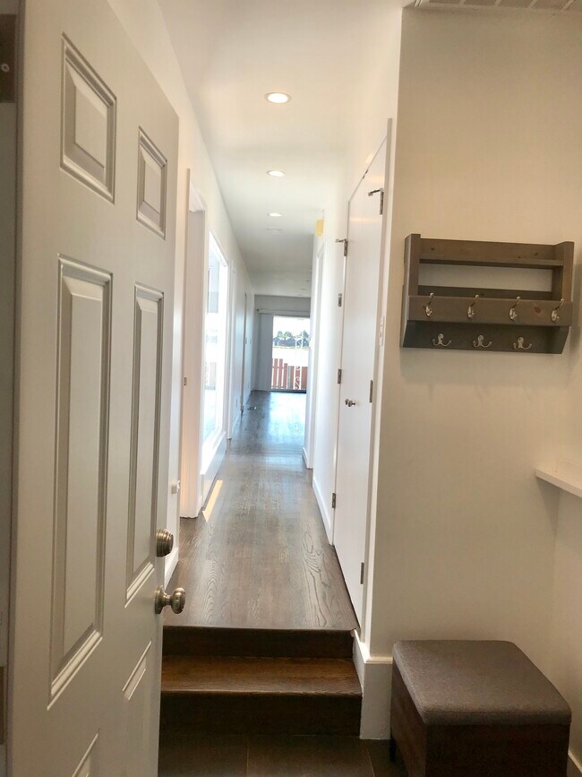 Foto del edificio - 2712 Bayview Dr