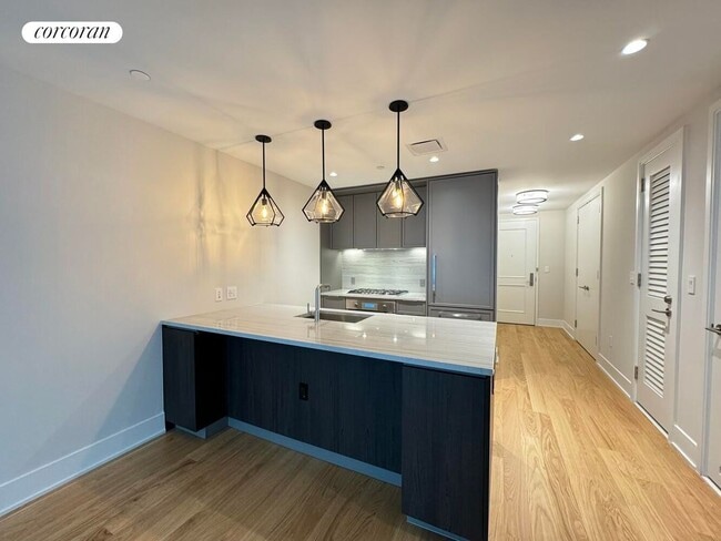 Foto del edificio - 218 W 103rd St