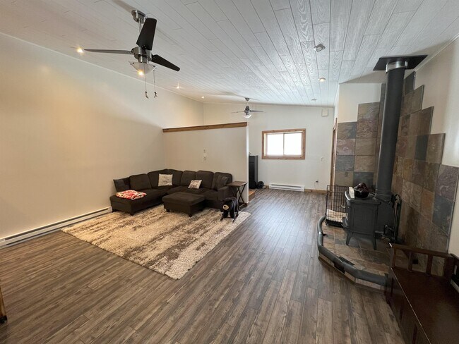 Foto del edificio - 47850 Scenic Hwy