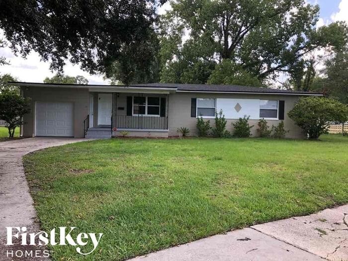 4316 Ish Brant Ct W, Jacksonville, FL 32210