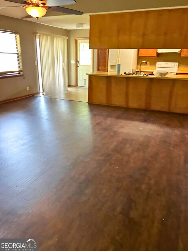 Foto del edificio - 514 Moeckel Ln