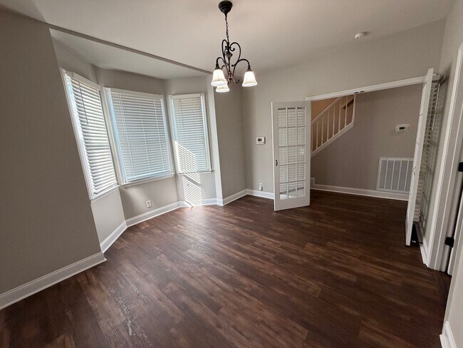 Building Photo - Charming 3 bed 2.5 Bath Townhome in Antioch