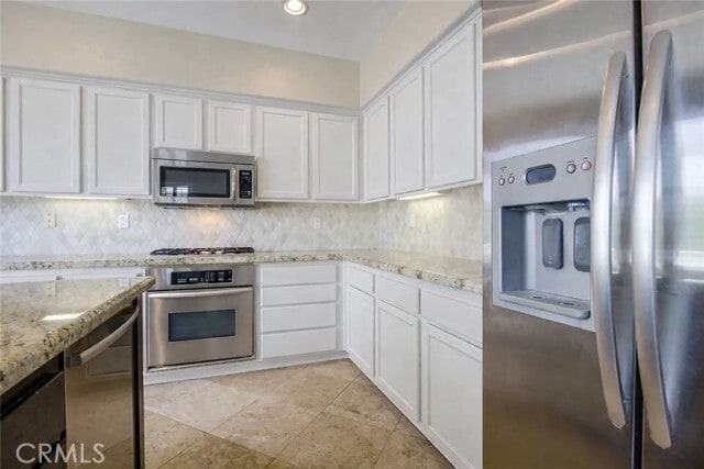 Building Photo - 16964 Abundante St