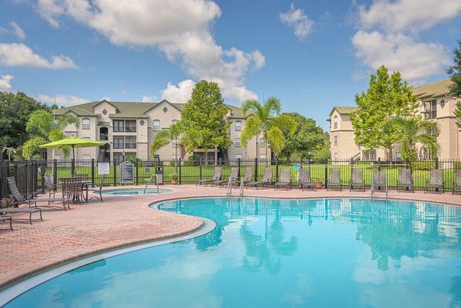 Building Photo - Versant Place Apartments