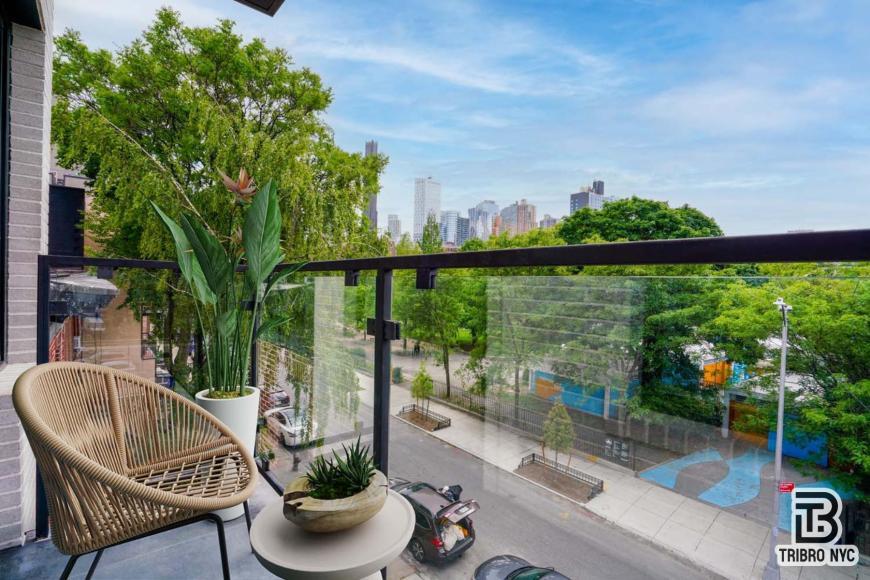Primary Photo - 2 bedroom in BROOKLYN NY 11205