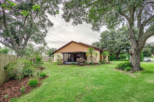 Foto del edificio - 5111 Cimarron Dr