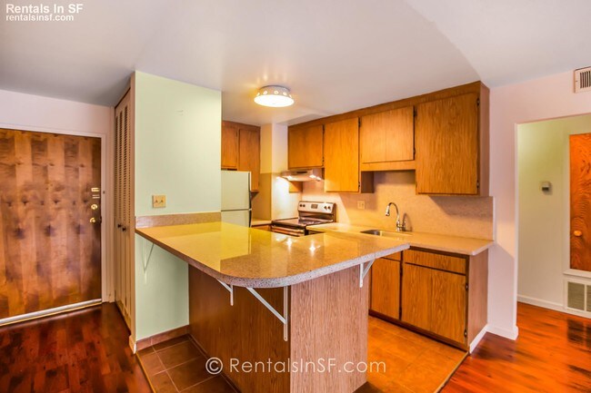 Building Photo - Spacious 2bd/1ba in Inner Richmond!