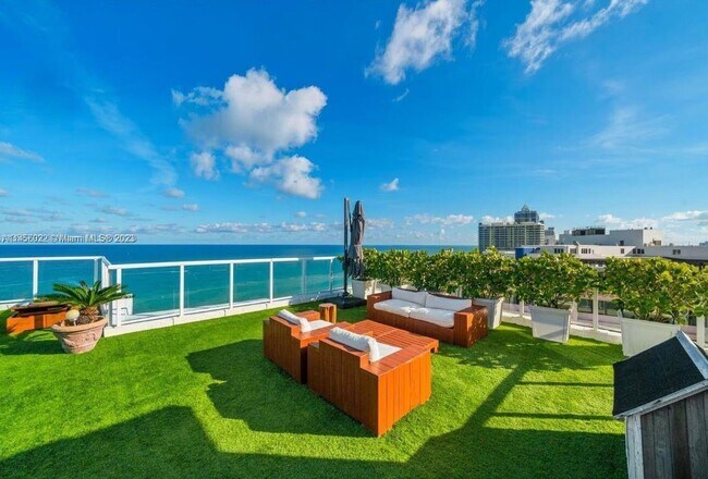 Foto del edificio - 5255 Collins Ave