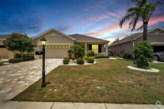 Building Photo - 1013 Emerald Dunes Dr