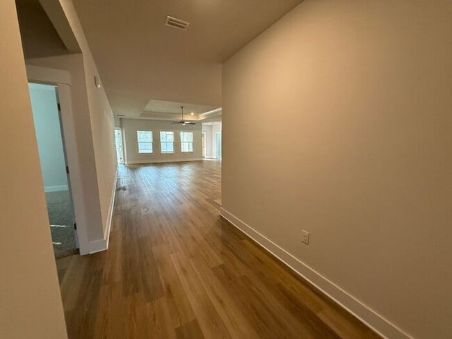 Foto del edificio - Pensacola - Kaheeley Ridge - 4 bedroom, 3 bathroom - lawn care included