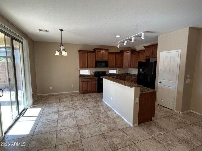 Building Photo - 14551 W Laurel Ln