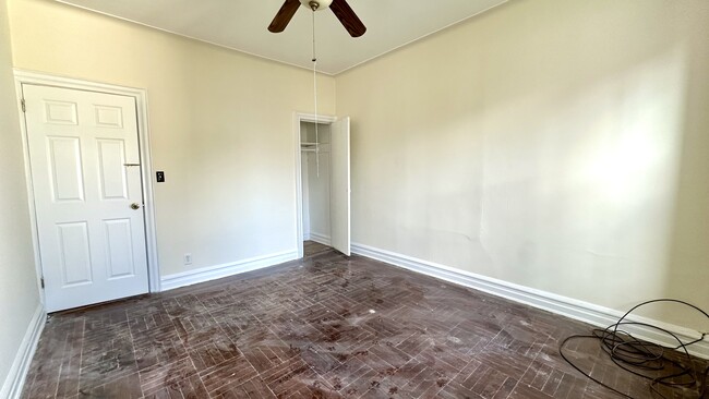 Foto del edificio - 3869 Bedford Ave