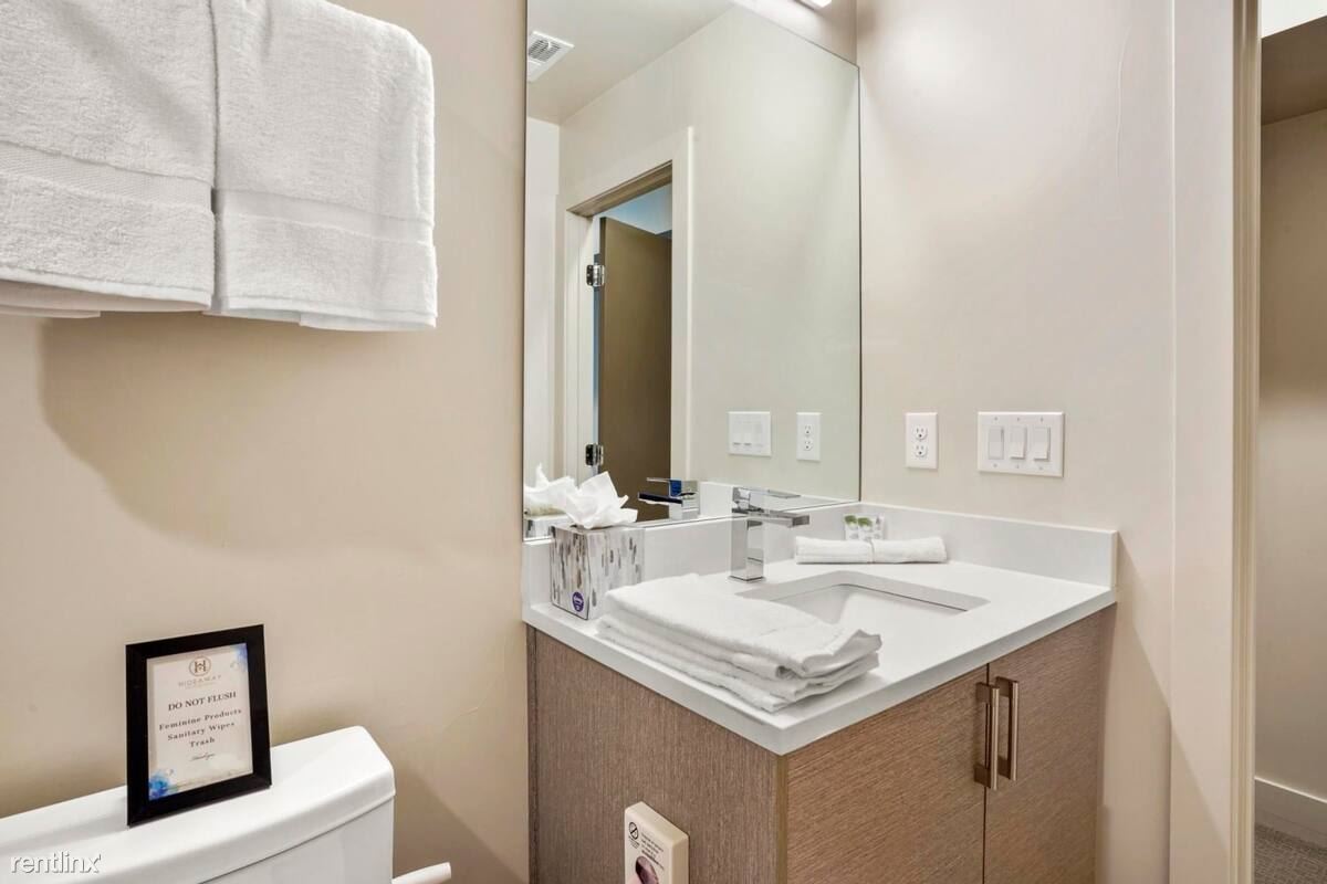 Building Photo - Studio, 1 bath House - 1384 Zenobia Street