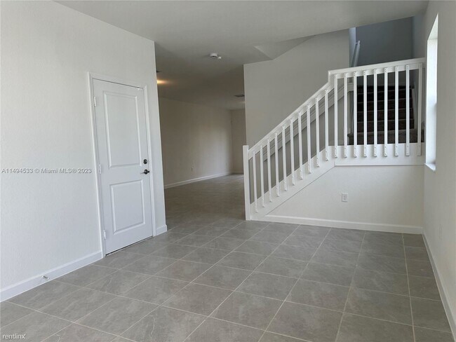 Building Photo - 3 br, 2.5 bath House - 16223 SW 289th St