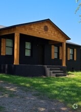 Building Photo - 112 Robinette Ln