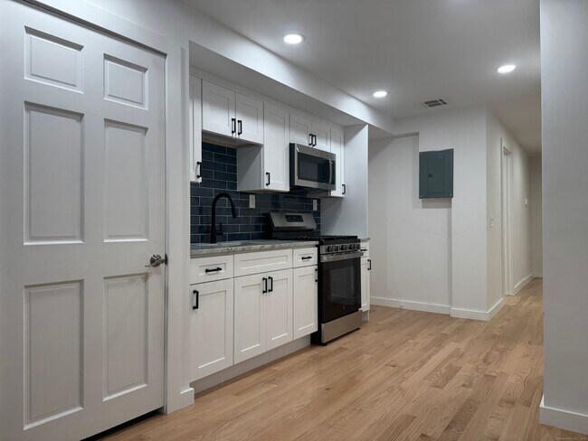 Foto del edificio - 263 Hawley Ave