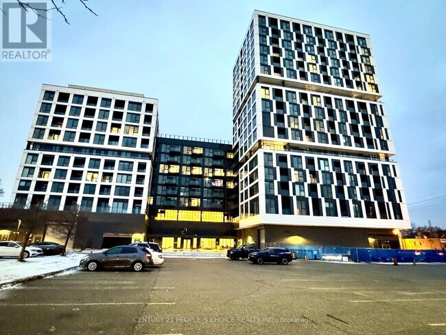 Building Photo - 1007 The Queensway