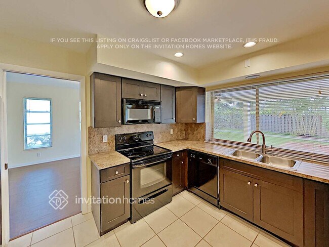 Foto del edificio - 4441 NE 29th Ave